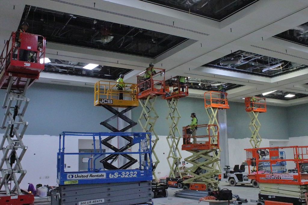 High-bay gymnasium renovation